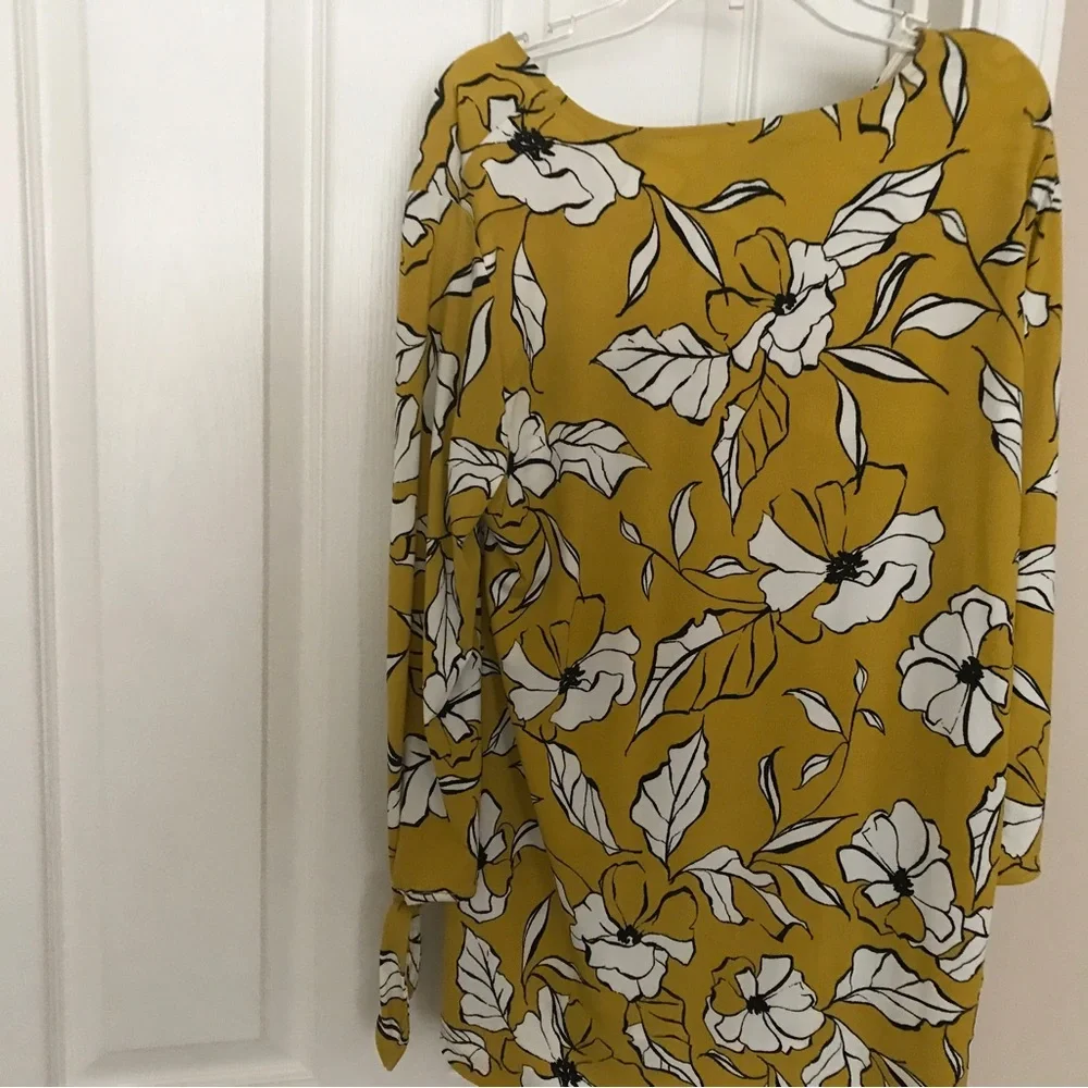 New Alfani top! - Picture 3 of 4